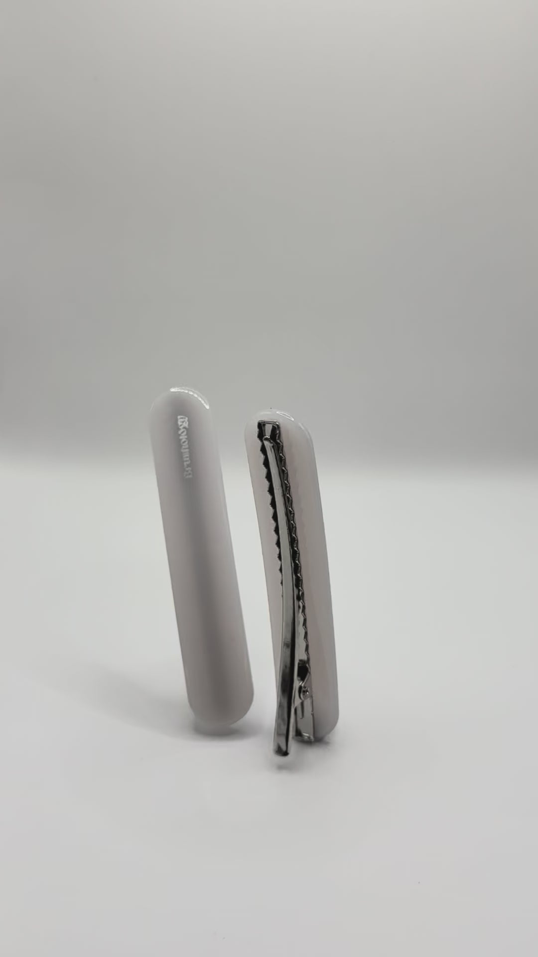 Premium Acetate Creaseless Clips